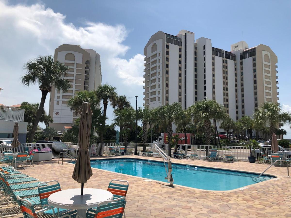 Pelican Pointe Clearwater Beach Hotel Exterior foto