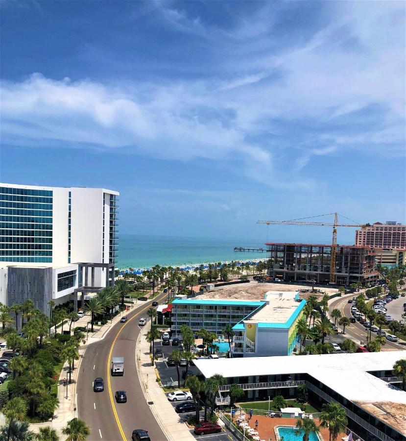 Pelican Pointe Clearwater Beach Hotel Exterior foto