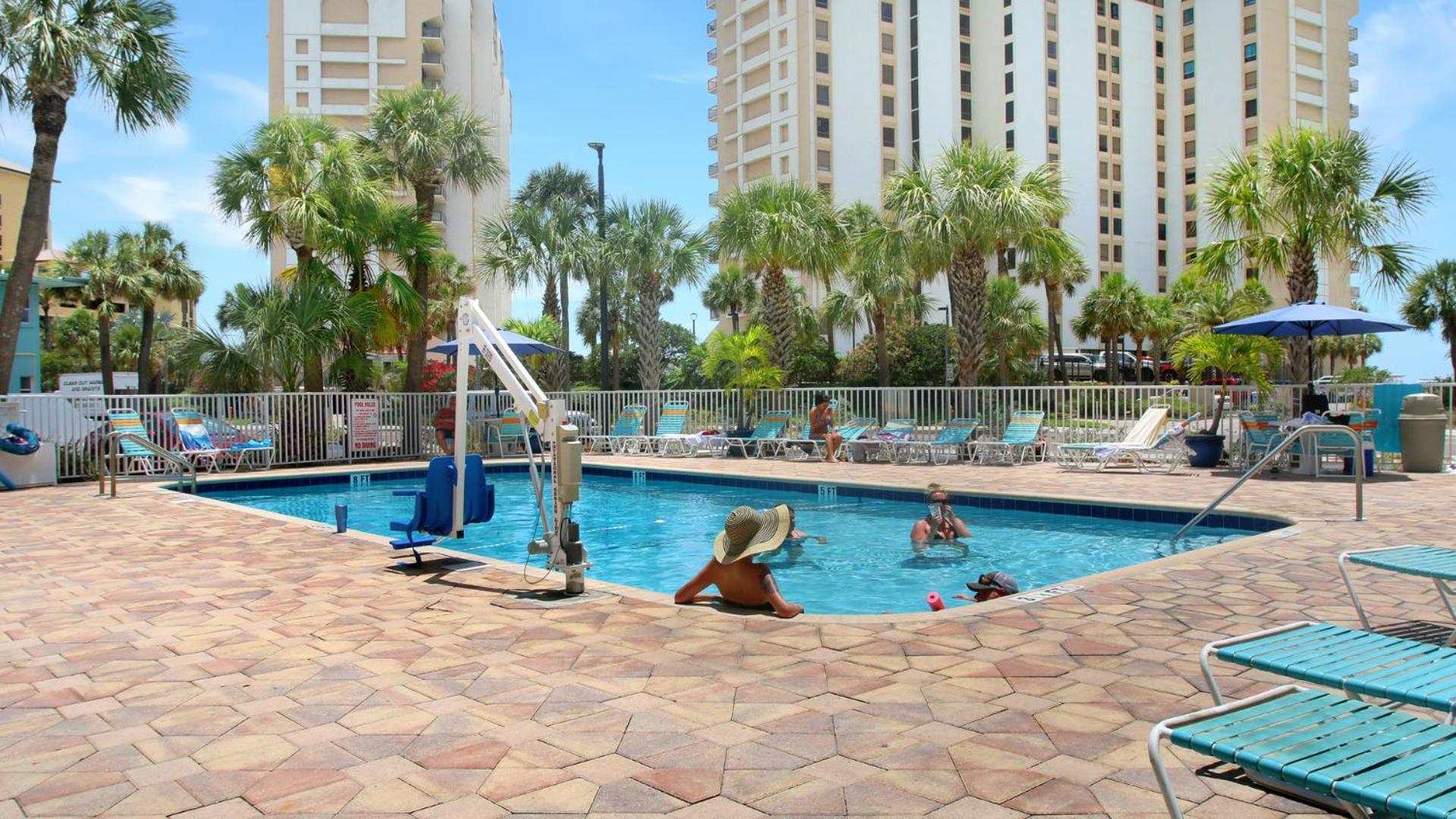 Pelican Pointe Clearwater Beach Hotel Exterior foto